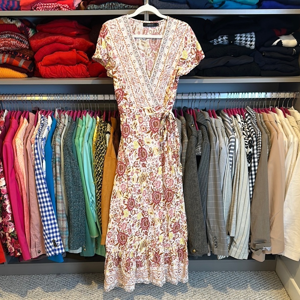 Zesica white/yellow/mauve floral short sleeve wrap maxi dress size S